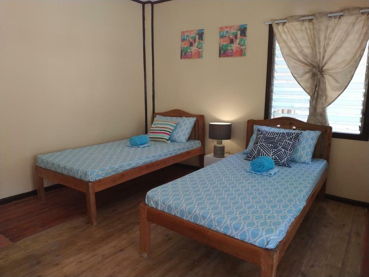 Nelmann'S Nipa Huts Otel San Vicente  Dış mekan fotoğraf